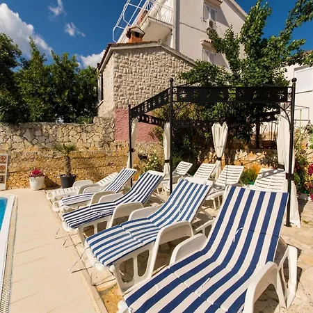 Apartment Stil - One Bedroom With Balcony And Sea View 102