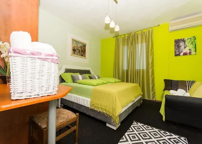 Stil - One Bedroom With Balcony And Sea View 102 *