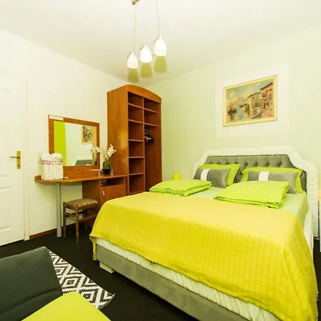 Stil - One Bedroom With Balcony And Sea View 102 *