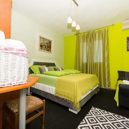 Stil - One Bedroom With Balcony And Sea View 102 *