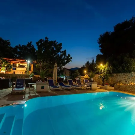 Stil - One Bedroom With Balcony And Sea View 102 * Trogir