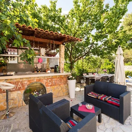 Stil - One Bedroom With Balcony And Sea View 102 * Trogir