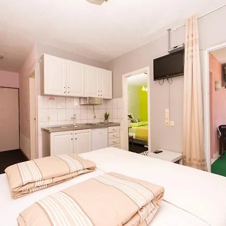 Apartman Stil - One Bedroom With Balcony And Sea View 102 *